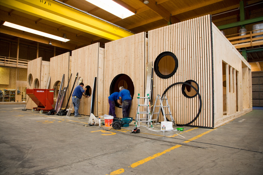 Building energy renovation through timber prefabricated modules